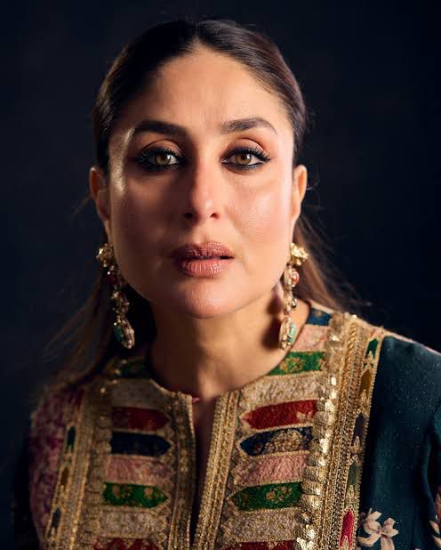 SABYASACHI SILK UNSTITCHED SUIT