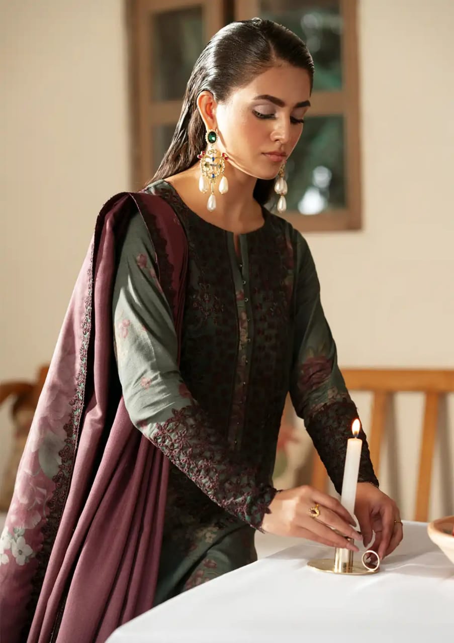 IZNIK LAWN UNSTITCHED SUIT