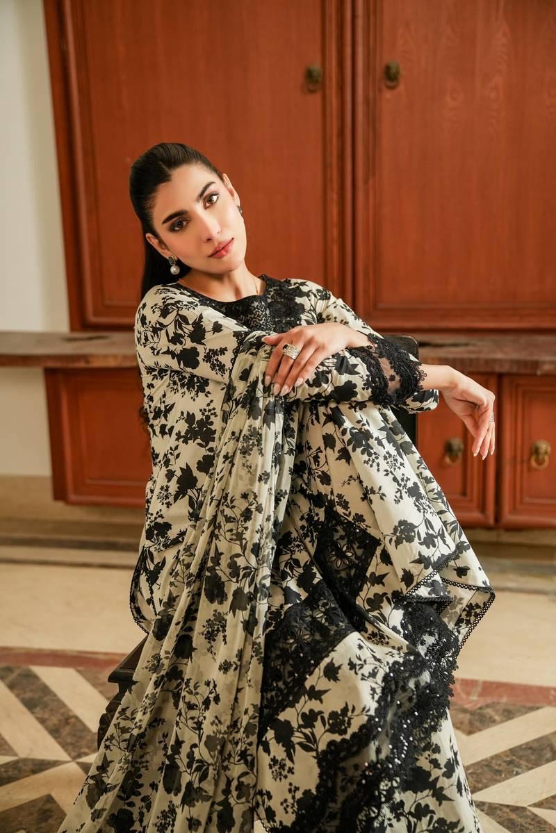 ANEELAS LAWN UNSTITCHED SUIT