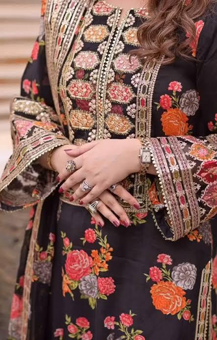 ANEELAS SILK UNSTITCHED SUIT